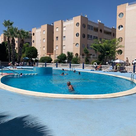Tres Beau T4 Torrevieja Renove Et Moderne公寓 外观 照片